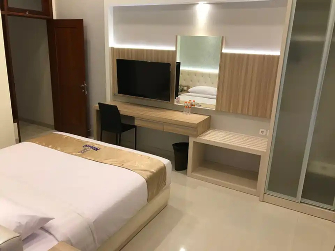 Bedroom 14