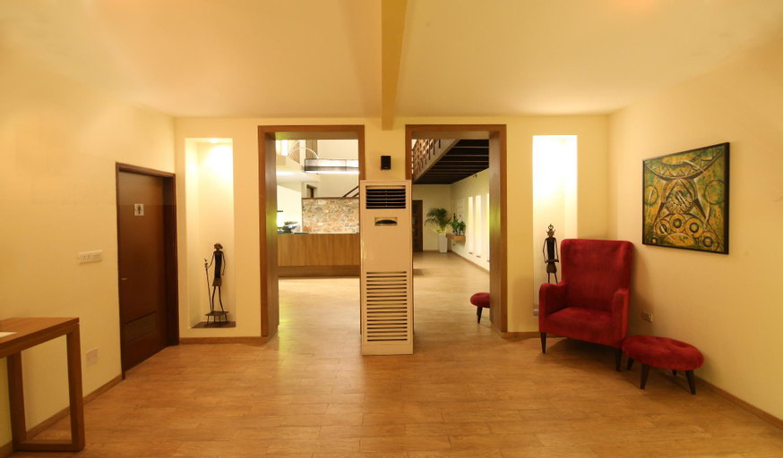 Public Area 5, Lemon Tree Hotel Tarudhan Valley, Mewat