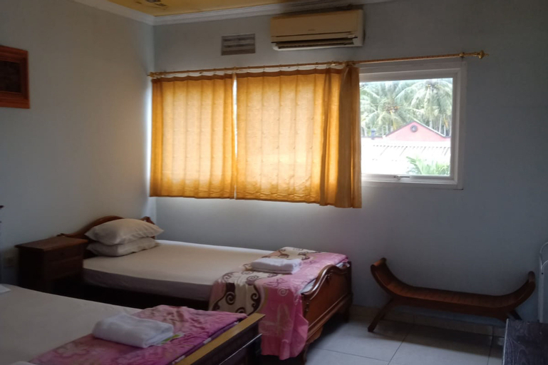 Bedroom 13