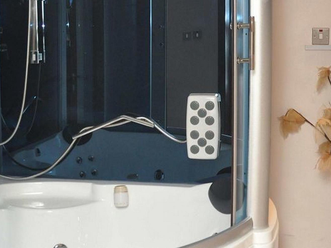 Bathroom 3, CATA APARTMENT AND SPA, Mushin