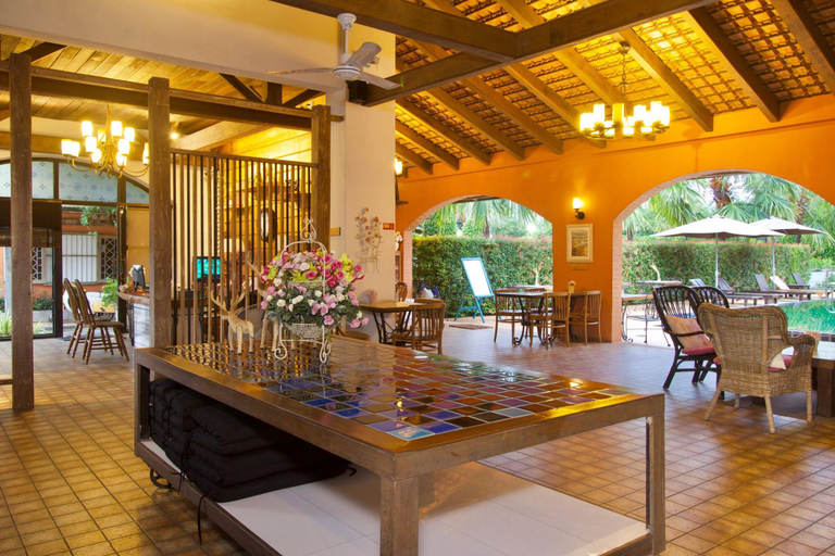 Public Area, Hotel Toscana Trad, Muang Trat