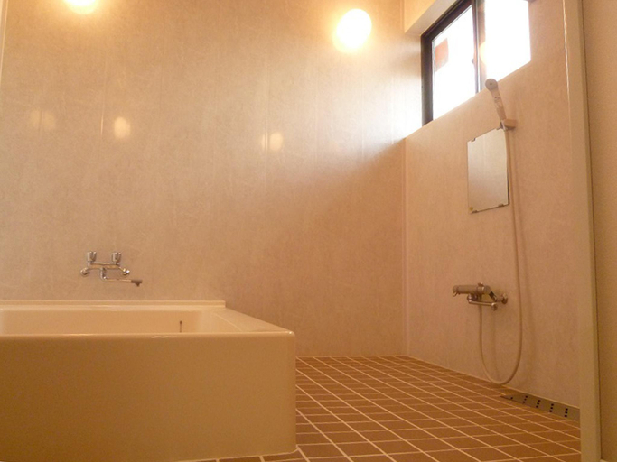 Bathroom 3, International Inn Yamashiro-ya, Nara
