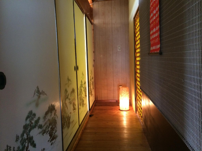 Okinawa Hostel Yanbaru Fukuro, Nago