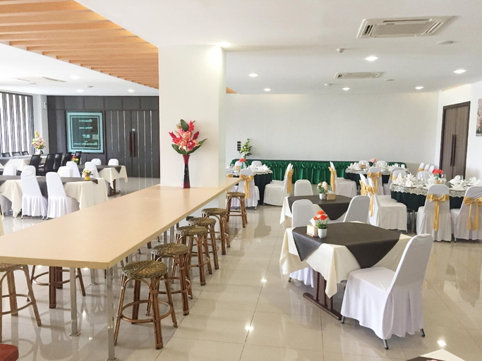 Food & Drinks 4, The Convenience Hotel, Muang Khon Kaen