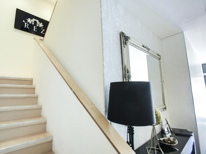Public Area 3, Room Home Stay, London