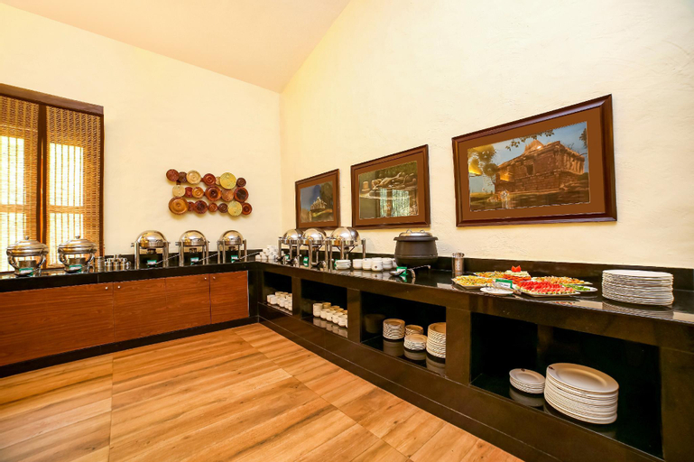 Food & Drinks, Lemon Tree Wildlife Resort Bandhavgarh, Umaria