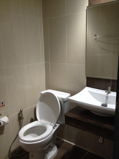 Bathroom, Next At Rayong Hotel, Muang Rayong