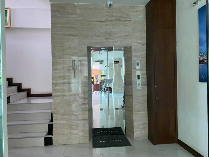 Public Area 2, Able Resident, Hat Yai
