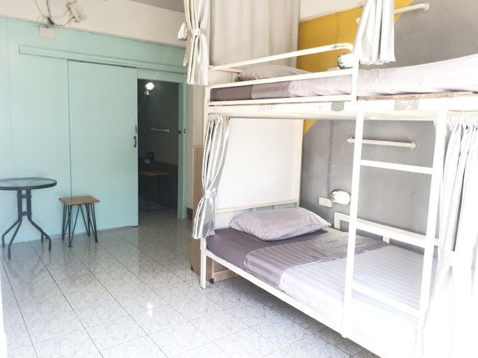 Bedroom 2, i-smile Hostel, Muang Chiang Mai