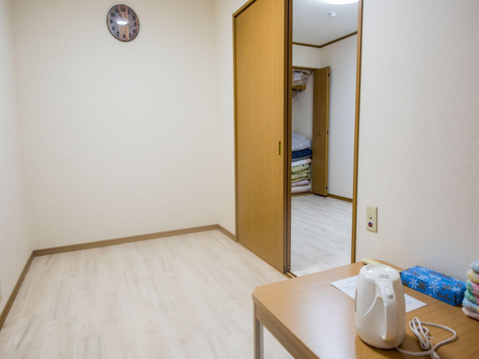 Bedroom 3, jakotel hostel, Osaka