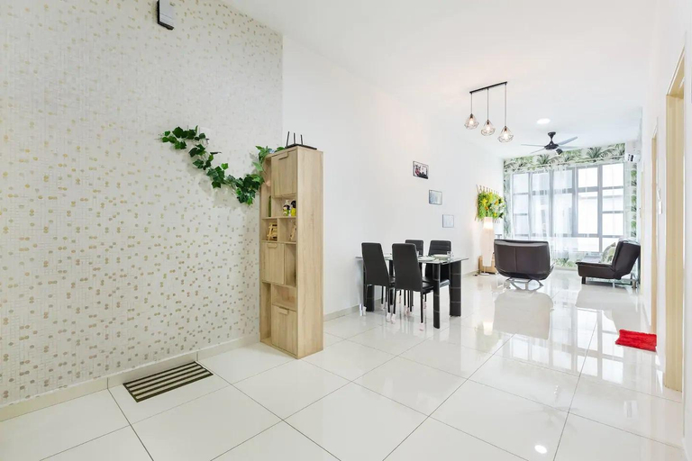 Others 5, COZY D'Summit 2 BR@ FREE WIFI, Johor Bahru