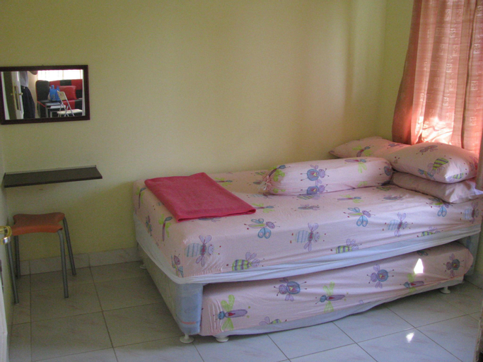 Bedroom 2, Villa De Nata - Ciater Highland Resort (Lembang), Subang