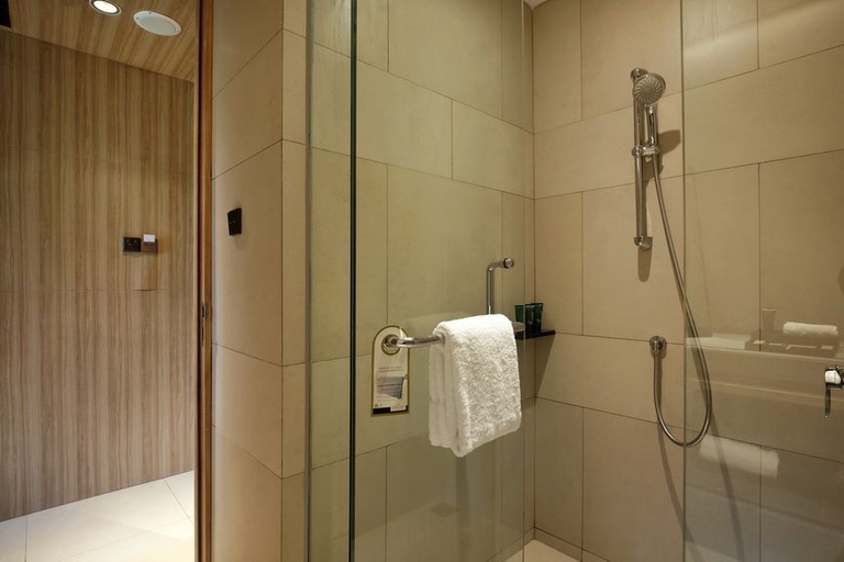 Bathroom 5, Angsana Bogor Gunung Geulis, Bogor