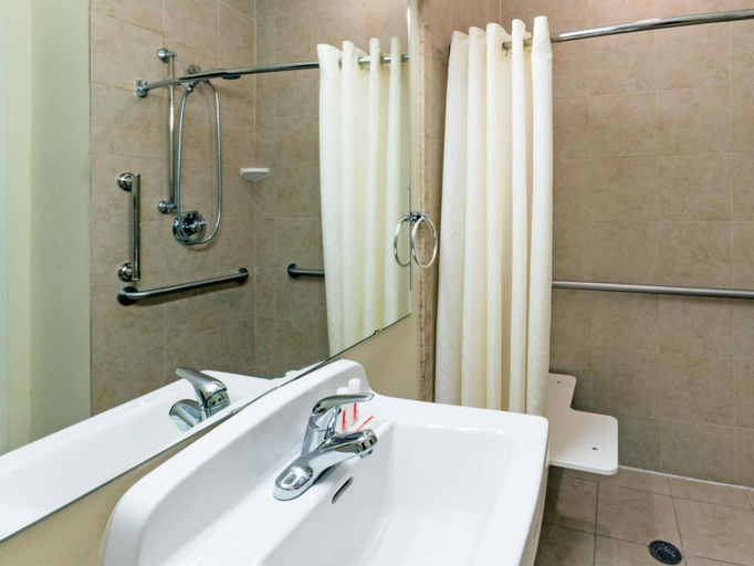 Bathroom 3, Microtel Inn & Suites by Wyndham Eagle Pass, Maverick