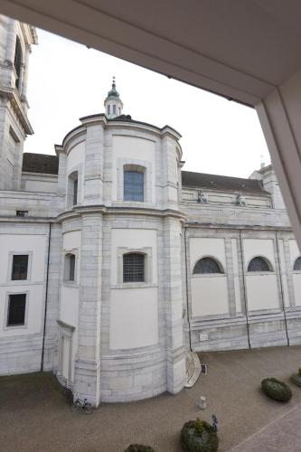 Entrance 2, Baseltor Hotel & Restaurant, Solothurn