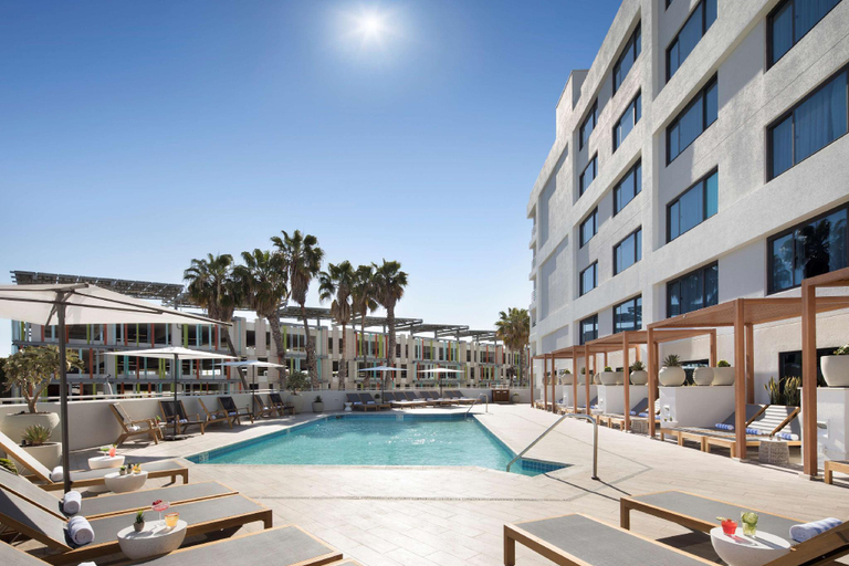 Sport & Beauty 5, Hilton Santa Monica Hotel & Suites, Los Angeles