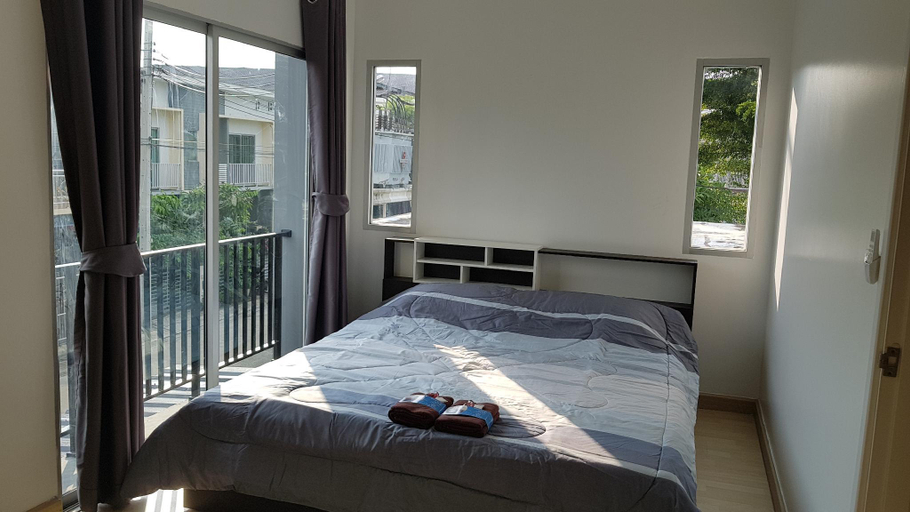 Bedroom 2, NIDO Guest house Impact Arena, Pak Kret