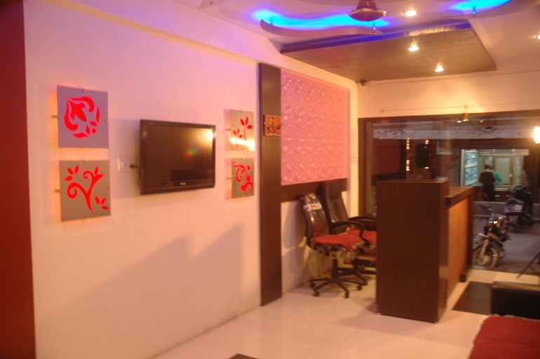 Others 3, Hotel Sapphire, Junagadh