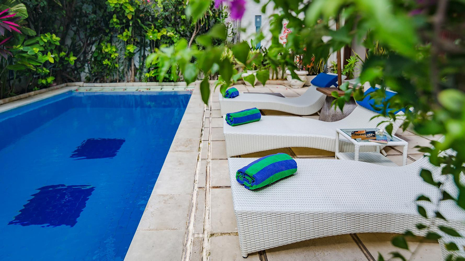 Sport & Beauty 2, Huge villa4BR,5beds,center Seminyak 900m to beach, Badung