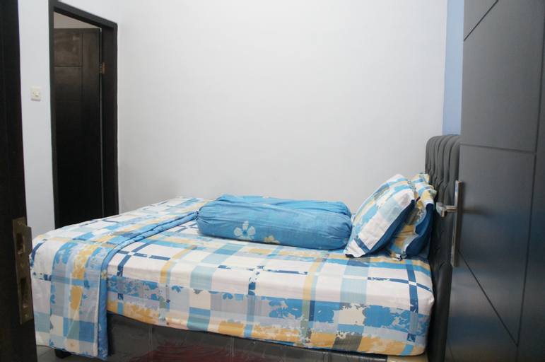 Bedroom 2, Villa Sawahan C-7, Malang