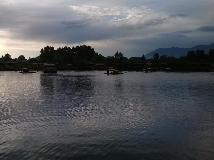 Others 5, Goona Palace Houseboat, Srinagar
