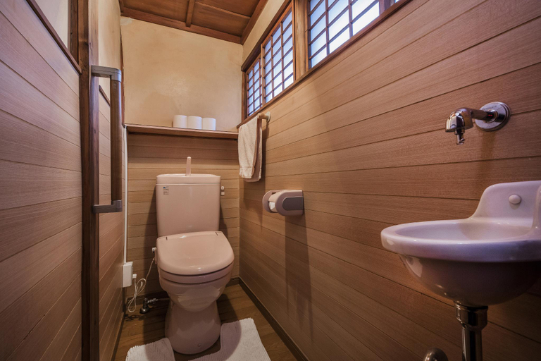 Bathroom 4, Shiki Homes HARU, Kyoto