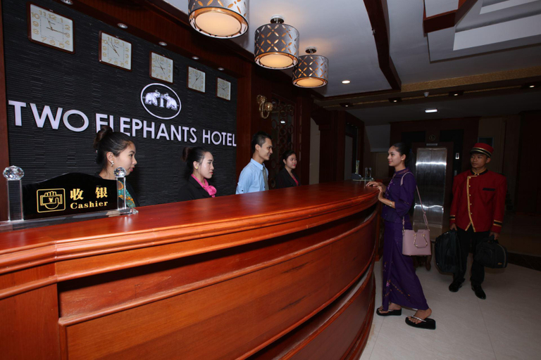 Others 5, Two Elephants Hotel, Lasho