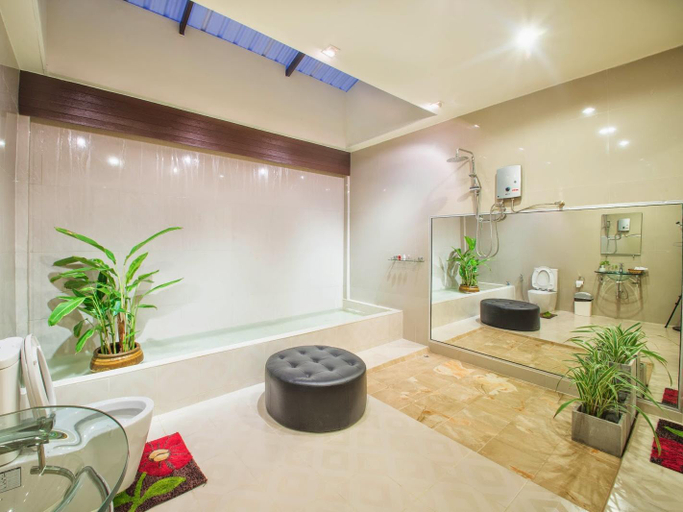 Public Area 2, Banter Resort, Muang Buri Ram
