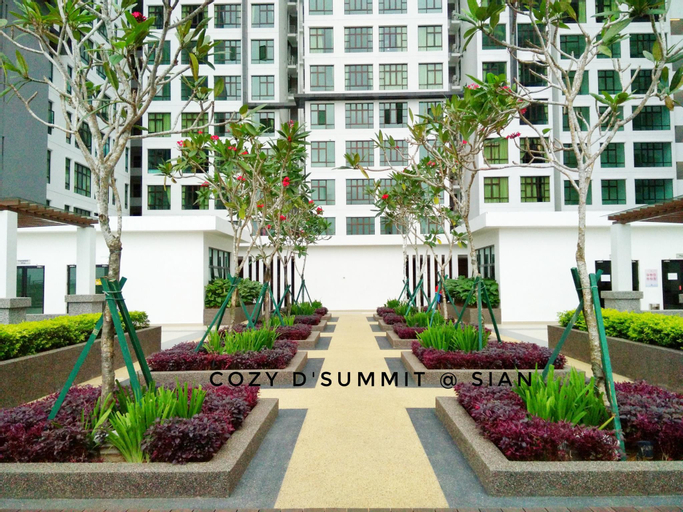 Exterior & Views 2, COZY D'Summit 2 BR@ FREE WIFI, Johor Bahru