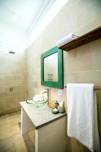 Bathroom 5, CASA MIMBA - Seaview Pool Villa in Padangbai BALI, Karangasem
