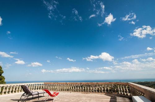 4, Campo Calabro Villa Sleeps 8 Air Con WiFi, Reggio Di Calabria