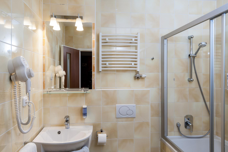 Bathroom 4, Hotel Petr Prague, Praha 6