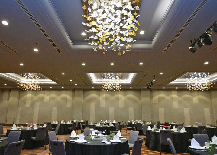 Business Facilities