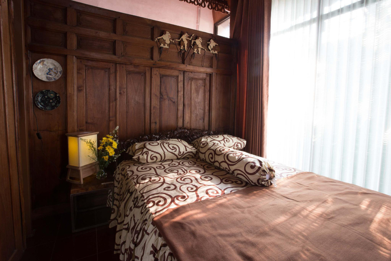 Bedroom 3, Joglo Yudhistira Artistic javanese villa with 4 BR, Sleman