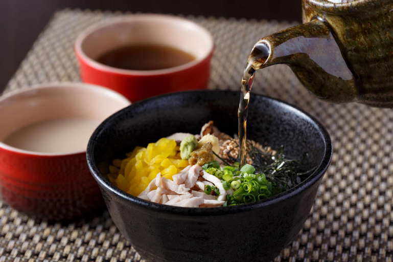 Food & Drinks 25