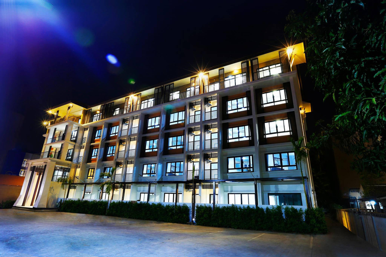 Double Tree Residence-Charming Colonial Room, Muang Chiang Mai