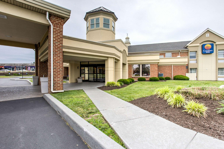 Exterior & Views 2, Comfort Inn Lancaster at Rockvale, Lancaster