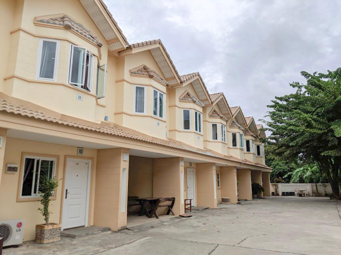 Exterior & Views 1, Romruedee Resort, Sattahip