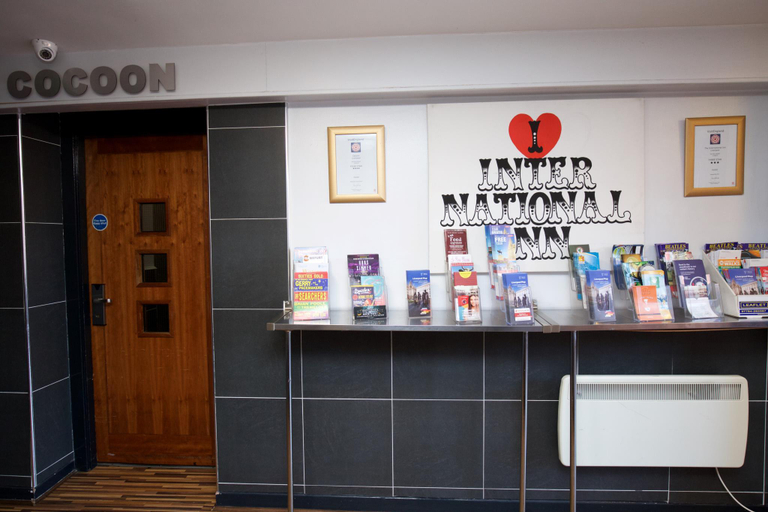 Food & Drinks 5, Cocoon @ International Inn, Sefton