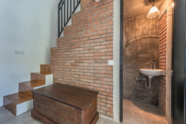 Others 4, Central 1 BR Villa 5 min walk to Seminyak Beach, Badung