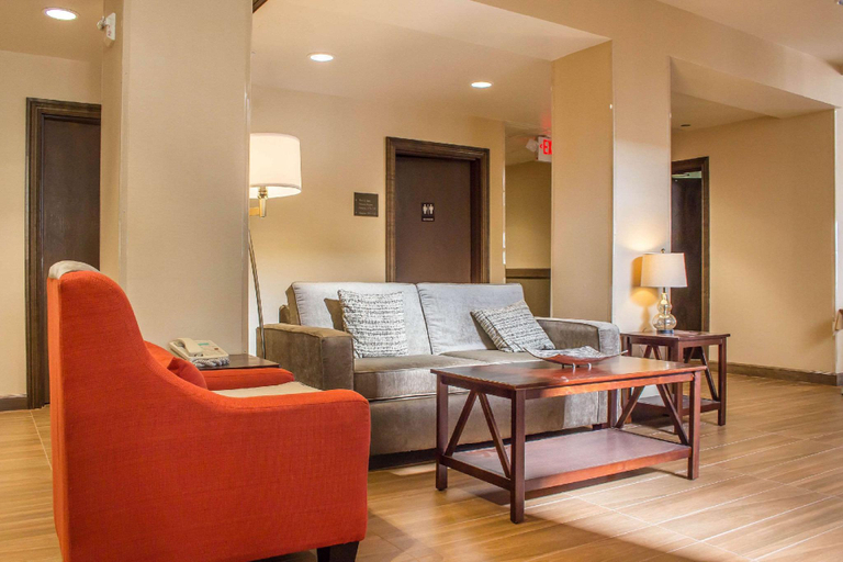 Public Area 2, Comfort Inn Flagstaff Lucky Lane I-40, Coconino