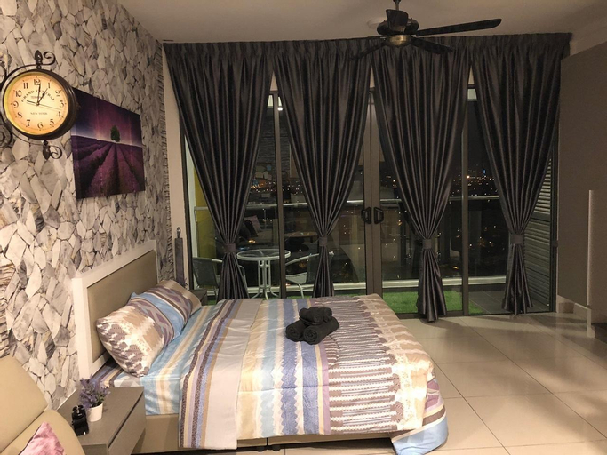 Bedroom 4, Buff Evo Soho Bangi Sentral with NETFLIX & WiFi, Hulu Langat