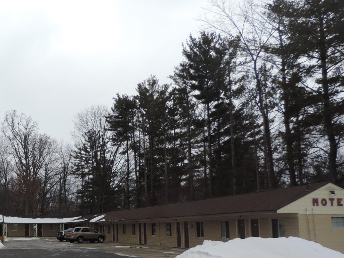 Exterior & Views 1, Gratiot View Motel, Saginaw