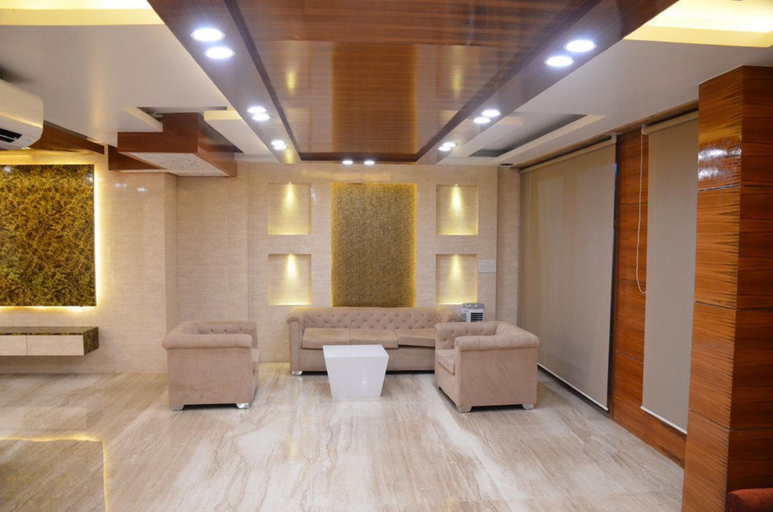 Public Area 2, Platinum Palace, Gurgaon