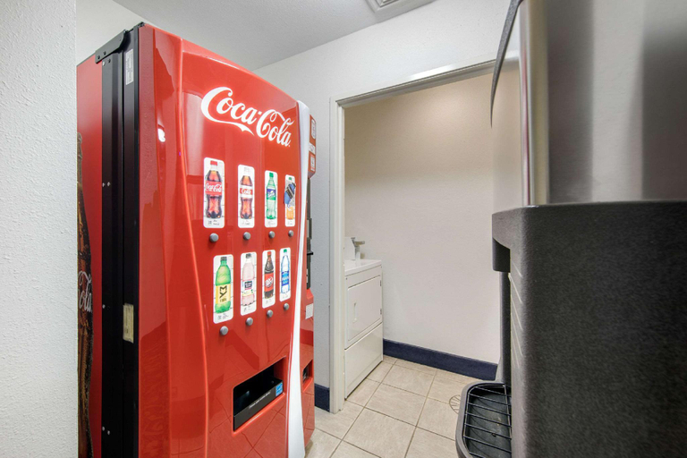 Food & Drinks 5, Quality Inn & Suites Clayton, NM, Union