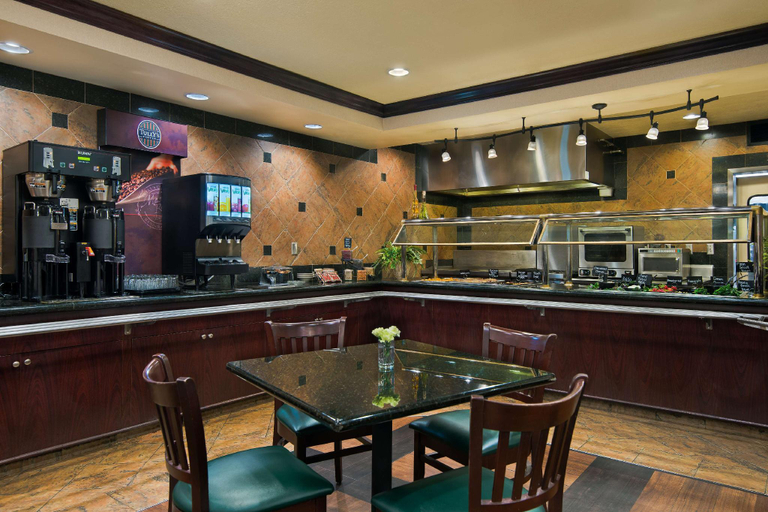 Food & Drinks 5, Oxford Suites Spokane, Spokane