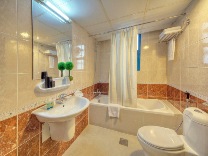 Bathroom 4, Nihal Residency, Dubai