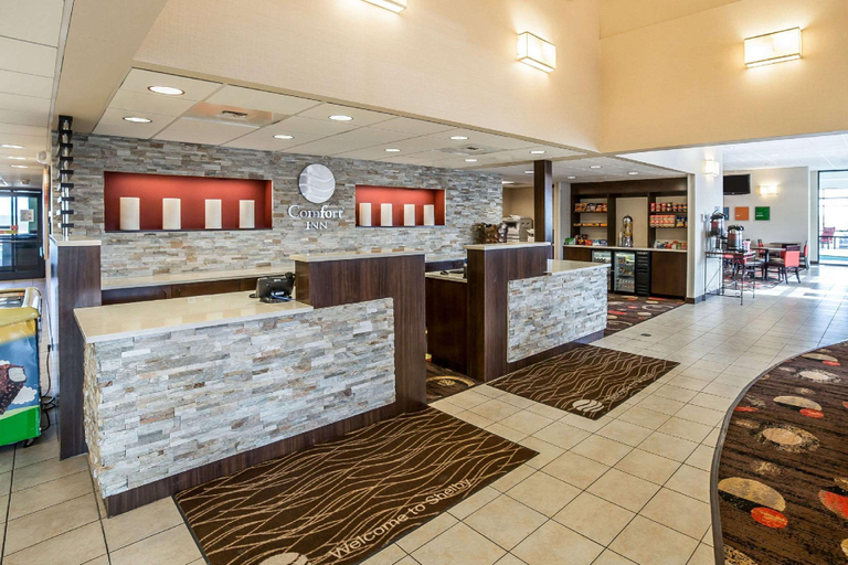 Public Area 2, Comfort Inn & Suites Gateway to Glacier National Park, Shelby