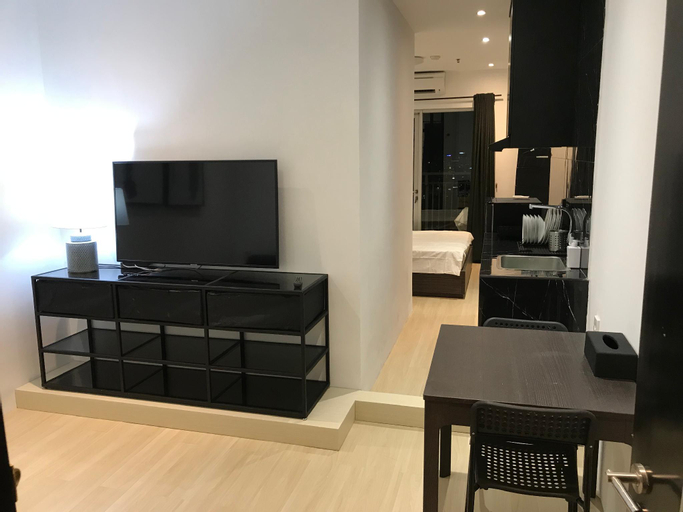 Food & Drinks, DB15/5min/GRAND INDO-THAMCIT, Central Jakarta