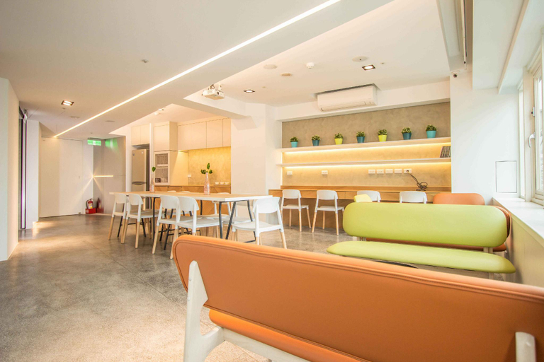Others 5, Light Inn, Keelung
